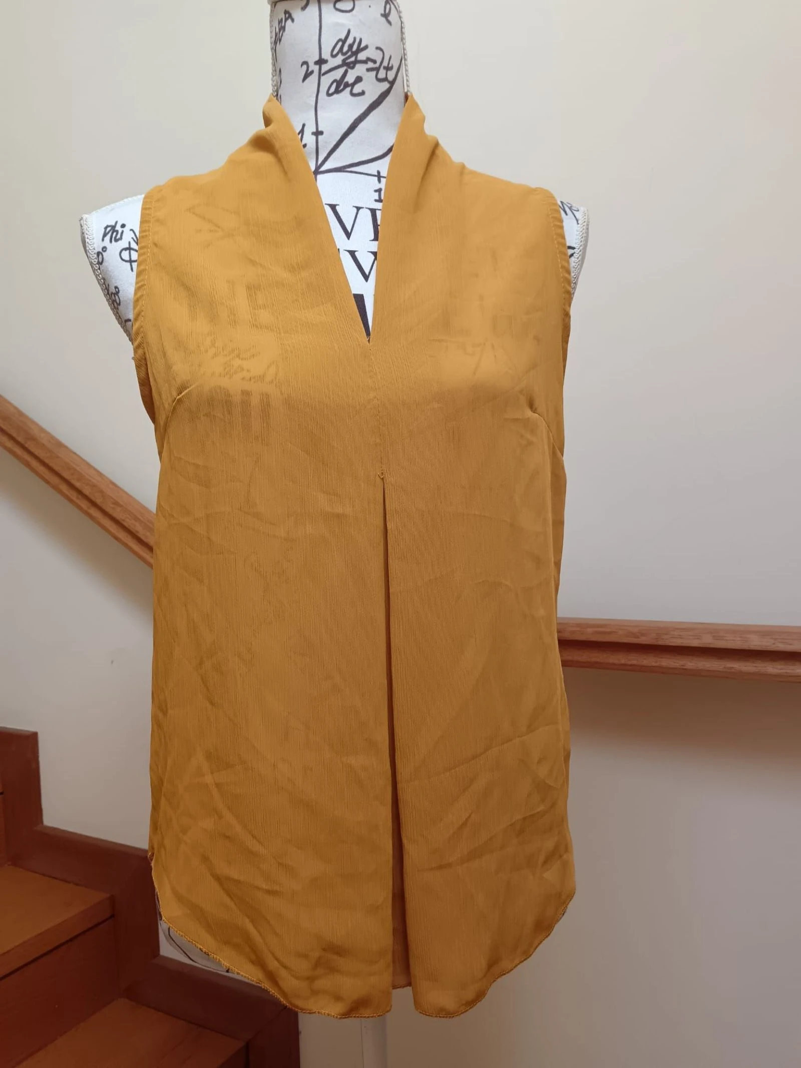 Blusa New Collection mostarda